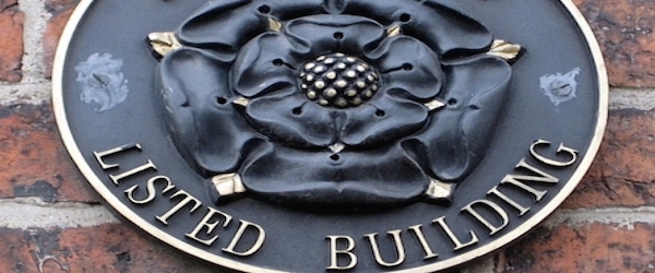 English Heritage listed building emblem